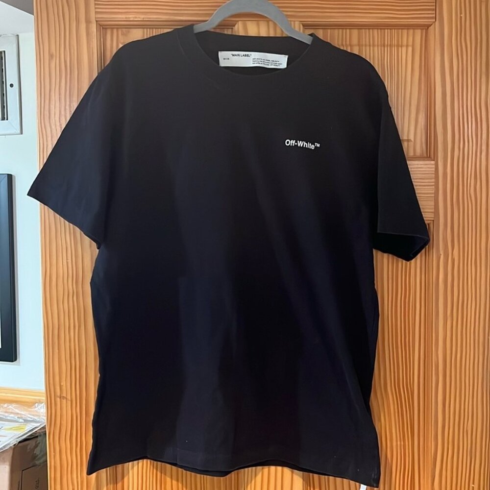 Main Label Off-White T-Shirt Graphic Image on back